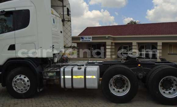 Nunua Ilio tumika Scania R420 Nyeupe Lori ndani ya Lusaka nchini Zambia Nunua Ilio tumika Scania R420 Nyeupe Lori ndani ya Lusaka nchini Zambia