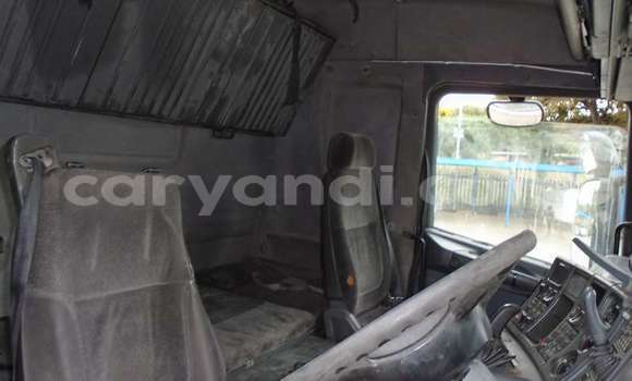 Nunua Ilio tumika Scania R420 Nyeupe Lori ndani ya Lusaka nchini Zambia Nunua Ilio tumika Scania R420 Nyeupe Lori ndani ya Lusaka nchini Zambia