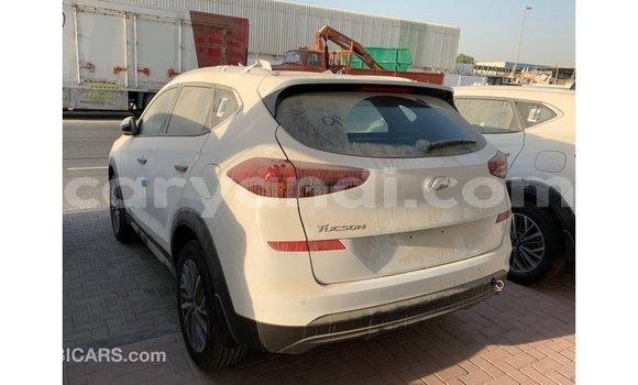 Tenga Imported Hyundai Tucson Chena Mota in Import - Dubai in Zambia Tenga Imported Hyundai Tucson Chena Mota in Import - Dubai in Zambia