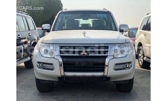 Buy Import Mitsubishi Pajero Black Car in Import - Dubai in Zambia Buy Import Mitsubishi Pajero Black Car in Import - Dubai in Zambia