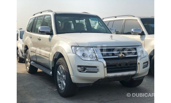 Buy Import Mitsubishi Pajero Black Car in Import - Dubai in Zambia Buy Import Mitsubishi Pajero Black Car in Import - Dubai in Zambia