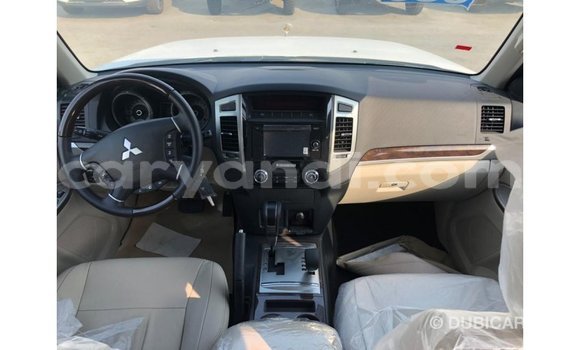 Buy Import Mitsubishi Pajero Black Car in Import - Dubai in Zambia Buy Import Mitsubishi Pajero Black Car in Import - Dubai in Zambia