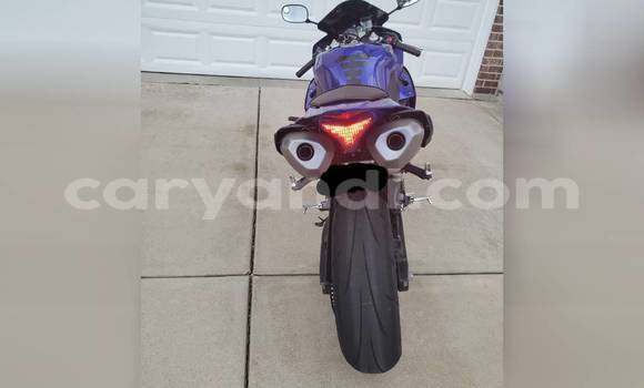 Buy Used Yamaha R1 Blue Bike in Chipata in Zambia Buy Used Yamaha R1 Blue Bike in Chipata in Zambia