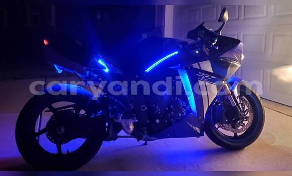 Buy Used Yamaha R1 Blue Bike in Chipata in Zambia Buy Used Yamaha R1 Blue Bike in Chipata in Zambia