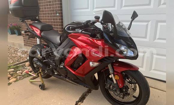 Buy Used Kawasaki Z 1000 Red Bike in Chipata in Zambia Buy Used Kawasaki Z 1000 Red Bike in Chipata in Zambia