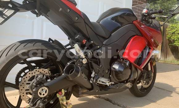 Buy Used Kawasaki Z 1000 Red Bike in Chipata in Zambia Buy Used Kawasaki Z 1000 Red Bike in Chipata in Zambia