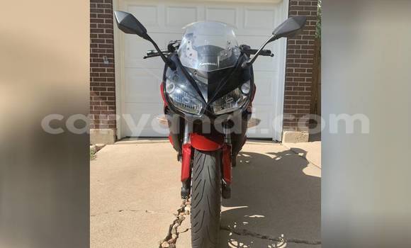 Buy Used Kawasaki Z 1000 Red Bike in Chipata in Zambia Buy Used Kawasaki Z 1000 Red Bike in Chipata in Zambia