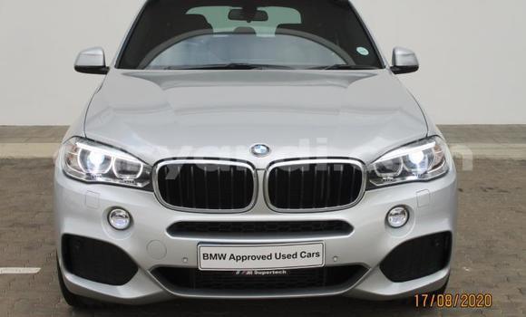 Acheter Occasion Voiture BMW X5 Gris à Lusaka, Zambie
