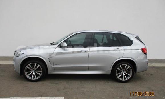 Acheter Occasion Voiture BMW X5 Gris à Lusaka, Zambie Acheter Occasion Voiture BMW X5 Gris à Lusaka, Zambie