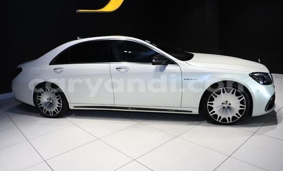 Acheter Occasion Voiture Mercedes‒Benz S–Class Blanc à Lusaka, Zambie Acheter Occasion Voiture Mercedes‒Benz S–Class Blanc à Lusaka, Zambie