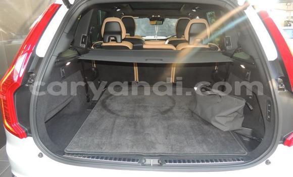 Acheter Occasion Voiture Volvo XC90 Blanc à Lusaka, Zambie Acheter Occasion Voiture Volvo XC90 Blanc à Lusaka, Zambie