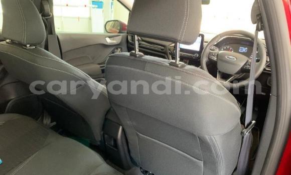 Acheter Occasion Voiture AM General HMMWV (Humvee) Rouge à Lusaka, Zambie Acheter Occasion Voiture AM General HMMWV (Humvee) Rouge à Lusaka, Zambie