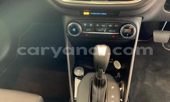 Acheter Occasion Voiture AM General HMMWV (Humvee) Rouge à Lusaka, Zambie Acheter Occasion Voiture AM General HMMWV (Humvee) Rouge à Lusaka, Zambie