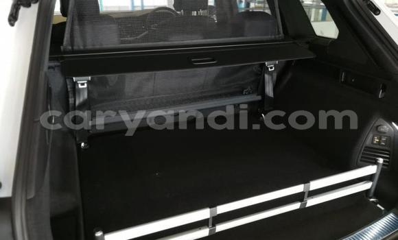 Acheter Neuf Voiture Volkswagen Touareg Blanc à Lusaka, Zambie Acheter Neuf Voiture Volkswagen Touareg Blanc à Lusaka, Zambie