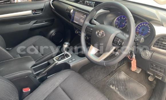 Buy Used Toyota Hilux White Car in Lusaka in Zambia Buy Used Toyota Hilux White Car in Lusaka in Zambia