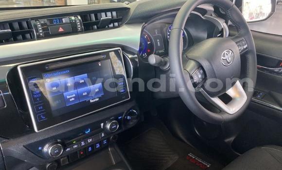Buy Used Toyota Hilux White Car in Lusaka in Zambia Buy Used Toyota Hilux White Car in Lusaka in Zambia