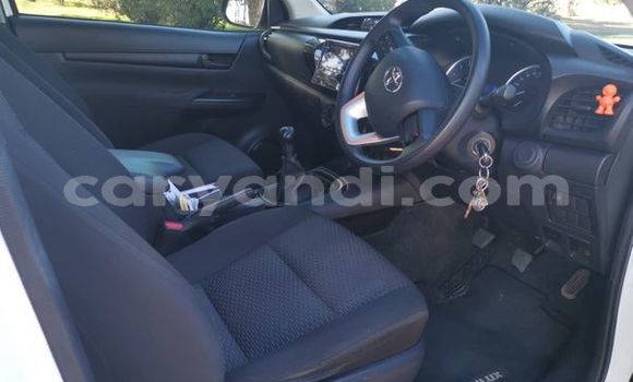 Buy Used Toyota Hilux White Car in Lusaka in Zambia Buy Used Toyota Hilux White Car in Lusaka in Zambia