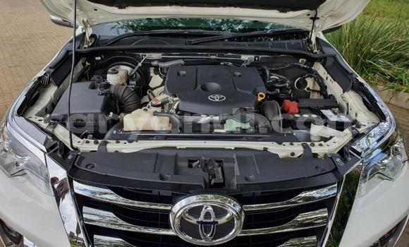 Acheter Occasion Voiture Toyota Fortuner Blanc à Choma, Du sud Acheter Occasion Voiture Toyota Fortuner Blanc à Choma, Du sud