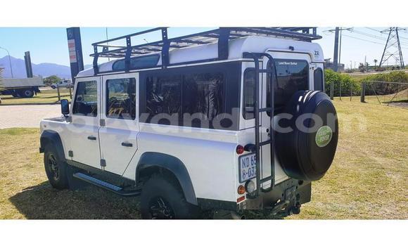 Tenga Tsaru Land Rover Defender Chena Mota in Lusaka in Zambia Tenga Tsaru Land Rover Defender Chena Mota in Lusaka in Zambia