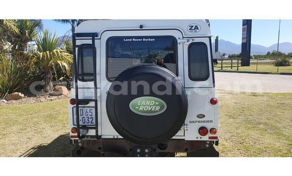 Tenga Tsaru Land Rover Defender Chena Mota in Lusaka in Zambia Tenga Tsaru Land Rover Defender Chena Mota in Lusaka in Zambia