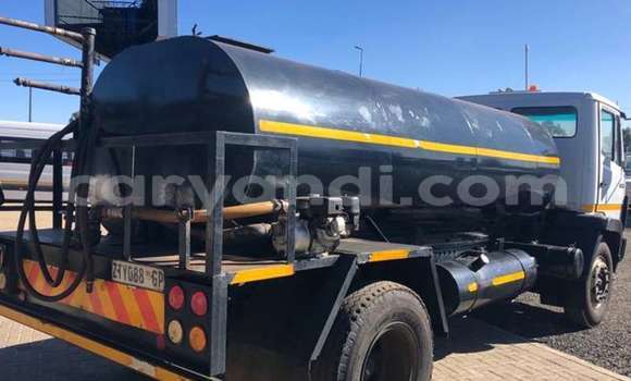 Tenga Tsaru Nissan UD Chena Rori in Lusaka in Zambia Tenga Tsaru Nissan UD Chena Rori in Lusaka in Zambia