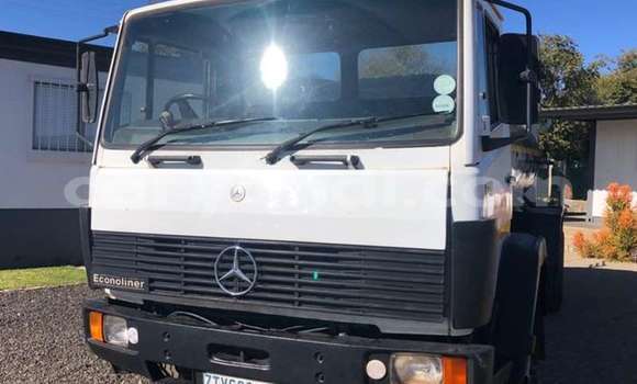 Tenga Tsaru Nissan UD Chena Rori in Lusaka in Zambia Tenga Tsaru Nissan UD Chena Rori in Lusaka in Zambia