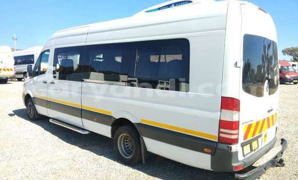 Tenga Tsaru Mercedes–Benz Sprinter Chena Rori in Lusaka in Zambia Tenga Tsaru Mercedes–Benz Sprinter Chena Rori in Lusaka in Zambia