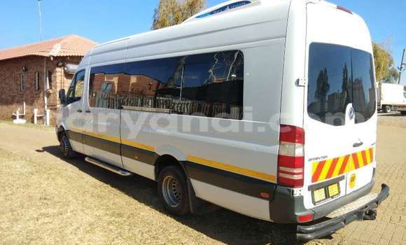Tenga Tsaru Mercedes–Benz Sprinter Chena Rori in Lusaka in Zambia Tenga Tsaru Mercedes–Benz Sprinter Chena Rori in Lusaka in Zambia