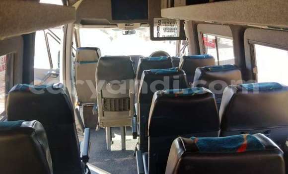 Tenga Tsaru Mercedes–Benz Sprinter Chena Rori in Lusaka in Zambia Tenga Tsaru Mercedes–Benz Sprinter Chena Rori in Lusaka in Zambia