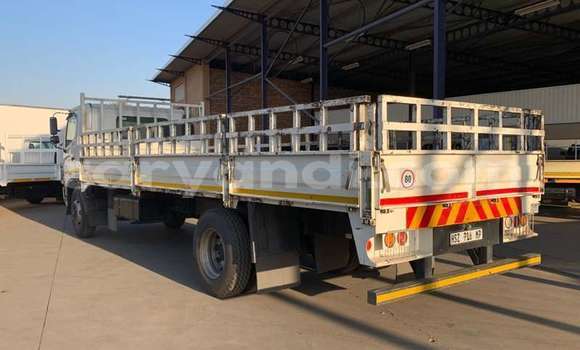 Tenga Tsaru Hino 300 Series Chena Rori in Lusaka in Zambia Tenga Tsaru Hino 300 Series Chena Rori in Lusaka in Zambia