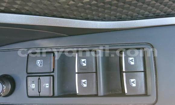 Acheter Occasion Voiture Toyota C-HR Blanc à Lusaka, Zambie Acheter Occasion Voiture Toyota C-HR Blanc à Lusaka, Zambie