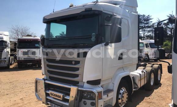 Acheter Occasion Utilitaire Scania R420 Blanc à Livingstone, Zambie Acheter Occasion Utilitaire Scania R420 Blanc à Livingstone, Zambie