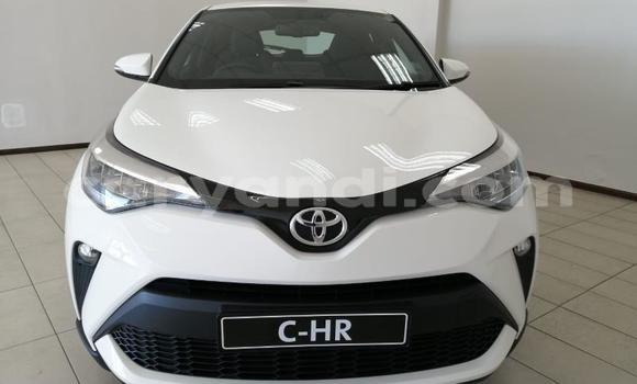 Acheter Occasion Voiture Toyota C-HR Blanc à Lusaka, Zambie Acheter Occasion Voiture Toyota C-HR Blanc à Lusaka, Zambie