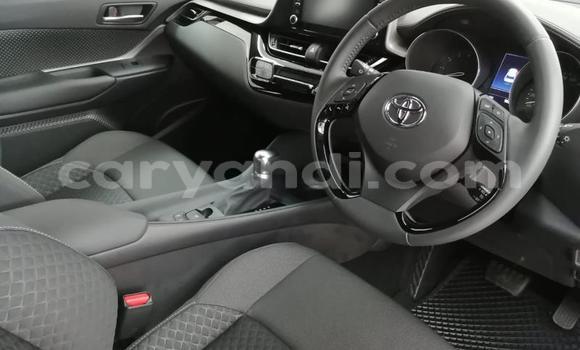 Acheter Occasion Voiture Toyota C-HR Blanc à Lusaka, Zambie Acheter Occasion Voiture Toyota C-HR Blanc à Lusaka, Zambie