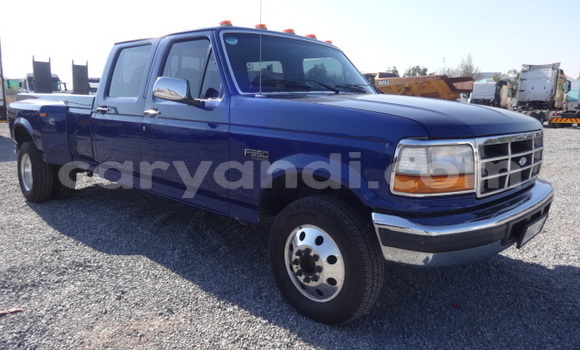 Buy Used Ford F–150 Blue Car in Lusaka in Zambia