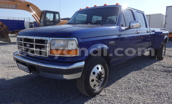 Tenga Tsaru Ford F–150 Bhuruu Mota in Lusaka in Zambia Tenga Tsaru Ford F–150 Bhuruu Mota in Lusaka in Zambia