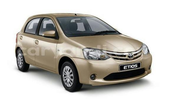 Acheter Occasion Voiture Toyota Etios Beige à Lusaka, Zambie