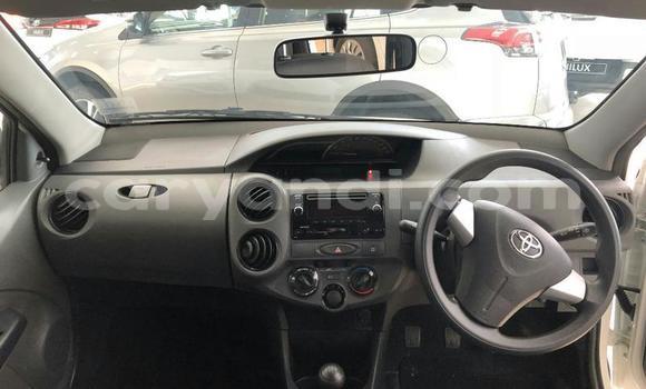 Acheter Occasion Voiture Toyota Etios Beige à Lusaka, Zambie Acheter Occasion Voiture Toyota Etios Beige à Lusaka, Zambie