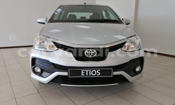 Acheter Occasion Voiture Toyota Etios Gris à Lusaka, Zambie Acheter Occasion Voiture Toyota Etios Gris à Lusaka, Zambie