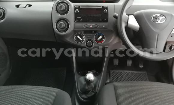 Acheter Occasion Voiture Toyota Etios Gris à Lusaka, Zambie Acheter Occasion Voiture Toyota Etios Gris à Lusaka, Zambie