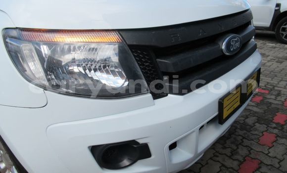 Acheter Occasion Voiture Ford Ranger Blanc à Livingstone, Zambie Acheter Occasion Voiture Ford Ranger Blanc à Livingstone, Zambie