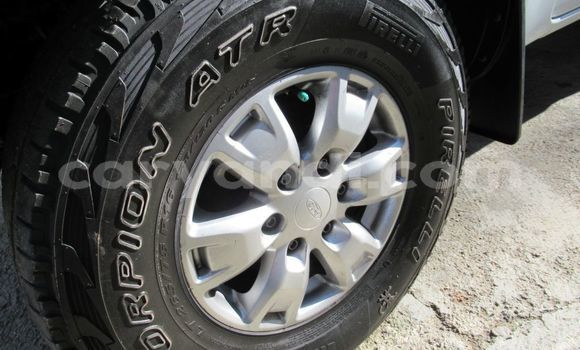 Acheter Occasion Voiture Ford Ranger Blanc à Livingstone, Zambie Acheter Occasion Voiture Ford Ranger Blanc à Livingstone, Zambie