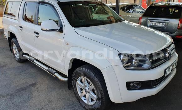 Buy Used Volkswagen Amarok White Car in Lusaka in Zambia