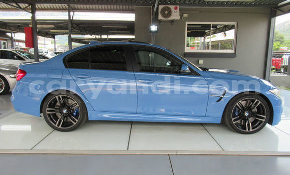 Acheter Occasion Voiture BMW M3 Bleu à Chipata, Zambie Acheter Occasion Voiture BMW M3 Bleu à Chipata, Zambie