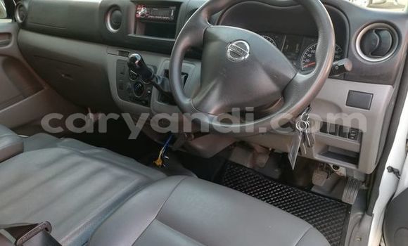 Acheter Occasion Voiture Nissan Caravan Blanc à Livingstone, Zambie Acheter Occasion Voiture Nissan Caravan Blanc à Livingstone, Zambie