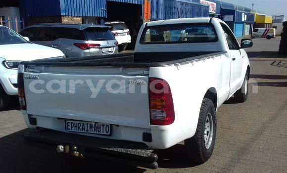 Buy Used Toyota Hilux White Car in Chingola in Zambia Buy Used Toyota Hilux White Car in Chingola in Zambia