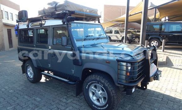 Acheter Occasion Voiture Land Rover Defender Gris à Livingstone, Zambie Acheter Occasion Voiture Land Rover Defender Gris à Livingstone, Zambie