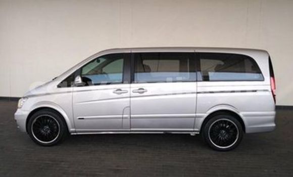 Buy Used Mercedes‒Benz Viano Silver Car in Chingola in Zambia Buy Used Mercedes‒Benz Viano Silver Car in Chingola in Zambia