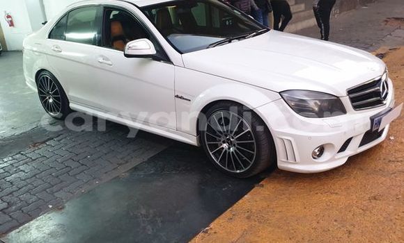Acheter Occasion Voiture Mercedes‒Benz C–Class Blanc à Livingstone, Zambie