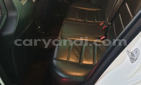 Acheter Occasion Voiture Mercedes‒Benz C–Class Blanc à Livingstone, Zambie Acheter Occasion Voiture Mercedes‒Benz C–Class Blanc à Livingstone, Zambie